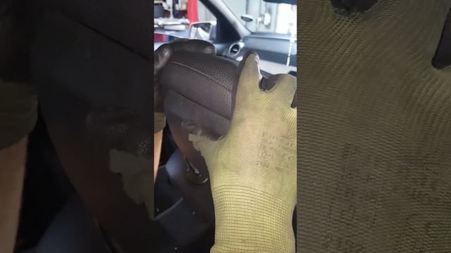 Mercedes Benz C200 Cdi , Hit A Pothole While Driving   Headrests X2 Deployed , ?✔?