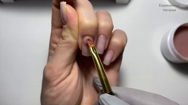 САМОМАНИКЮР с популярным дизайном