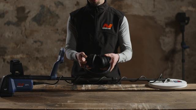 GPX 6000 Learn 4: How To Connect Bluetooth Headphones  Minelab Metal Detectors