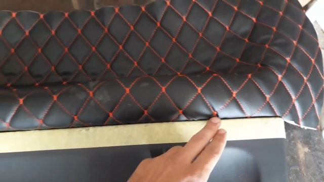 Ремонт дверей: снятие обшивки и замена ручек