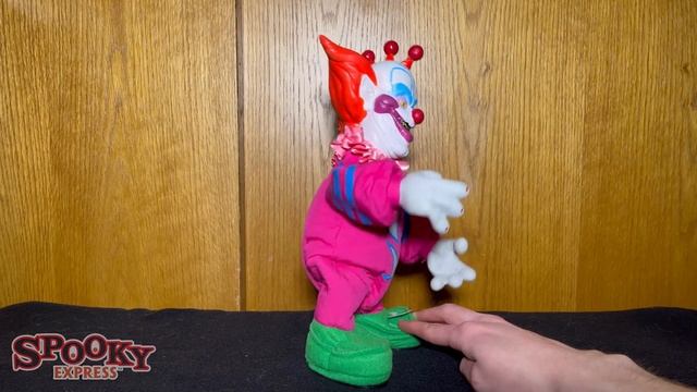 Slim Side Stepper — Spirit Halloween 2022 — Killer Klowns From Outer Space — Spooky Express