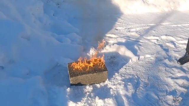 Испытание арболита огнём, кувалдой и высотой | Stroytec.ru