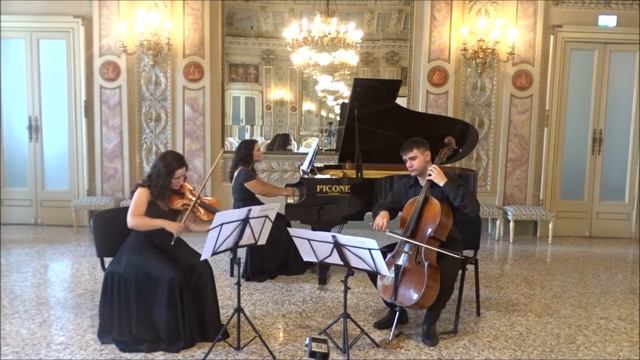 F. J. Haydn: Trio Hob XV: 27 In Do Maggiore, III. Finale. Presto - Trio Rigamonti