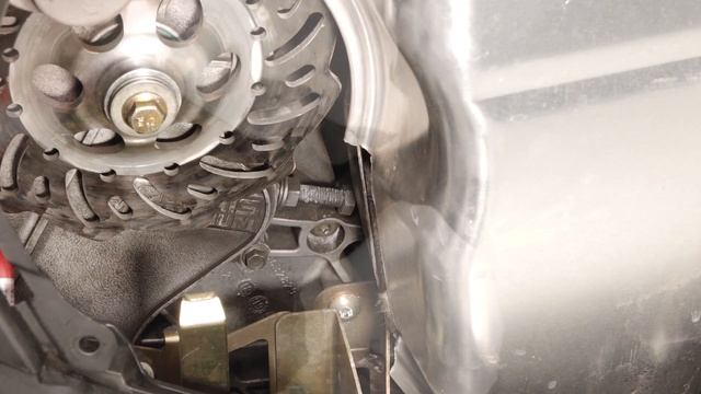 850 Switchback Assault 146 Drive Chain Tension Adjustment - Polaris Snowmobiles