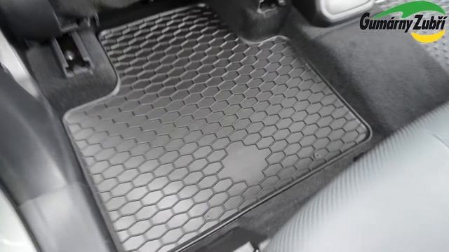 BRAND NEW TOYOTA HIGHLANDER 2021 HYBRID  (Tailored Floor Mats Fitting Video By Gumárny Zubří)