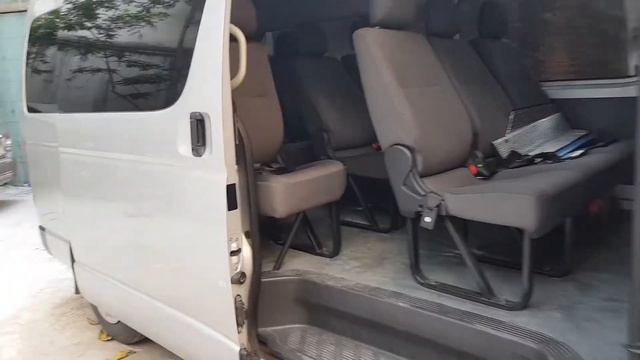 Cửa Tự động Giấu Kín Xe Toyota Hiace 2014 Của Tỉnh đoàn Phú Thọ