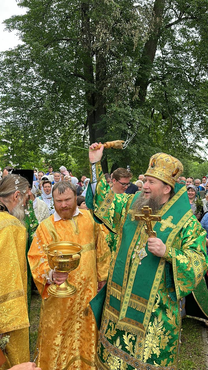 Троица крестный ход 2024