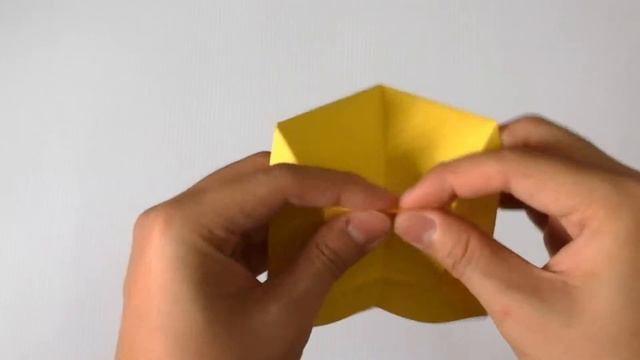 Origami: Origami Phone Stand/Holder