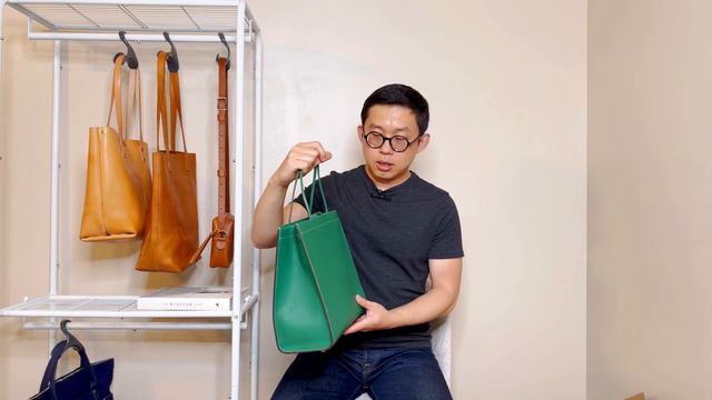 Coach Unboxing | Cashin Carry 32 In Regenerative Leather