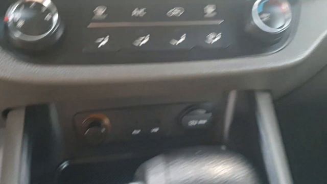 KIA SPORTAGE 2014 AWD GCC Mid Option 75000km Only