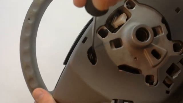 Как снять подушку безопасности с руля на Крайслер Таун Кантри,  Chrysler Town&Country