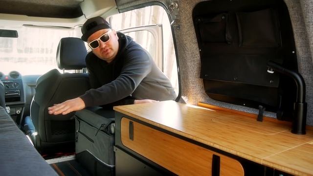 Mały Ale Wariat. Terenowy Caddy 4x4 Adventure Van Conversions