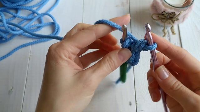 ?ПРОЧНАЯ?  красивая ? ручка из шнура джута и Т-пряжиcrochet pattern