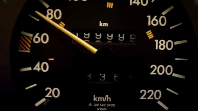 MERCEDES W124 300D Anniversary: 600 000 Km Today !