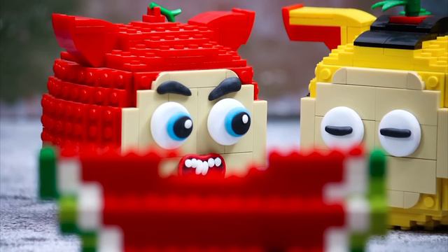 LEGO Fastfood: The Crispy Chicken Thigh Rewards In Crocodile Game | Lego Food In Real Life
