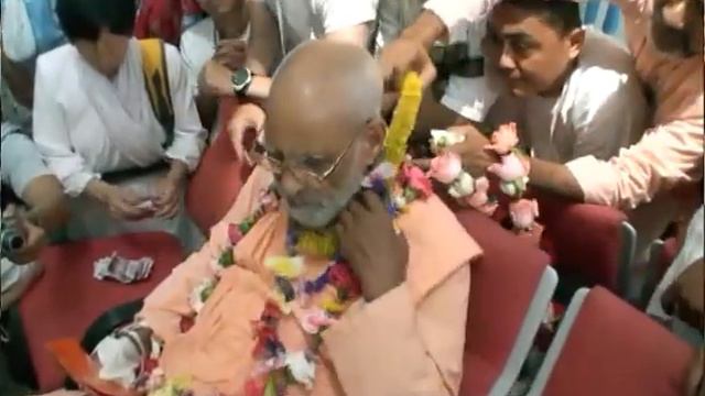 5. Гонг-Конг 2008. Беседа в аэропорту.