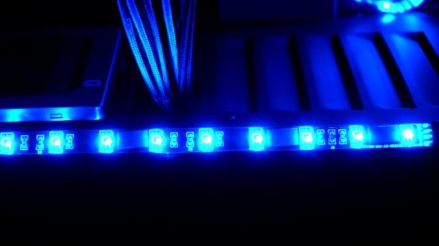Die Perfekte PC-Beleuchtung?! CableMod LED-Strips Im Test!