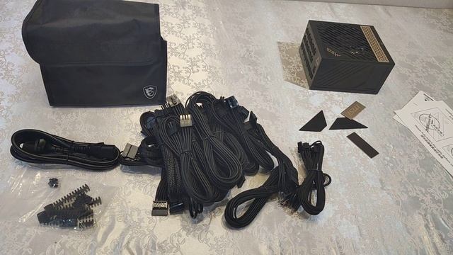 MSI MEG Ai1300p. Распаковка и обзор.