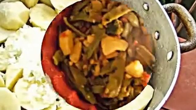 Зеленая фасоль в томатном соусе