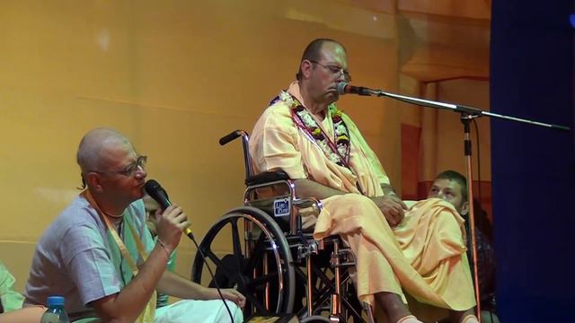 Шри Маяпур Дхама. Фестиваль Гаурапурнима. ЕС Джаяпатака Махарадж. Класс ШБ. 15.03.2014