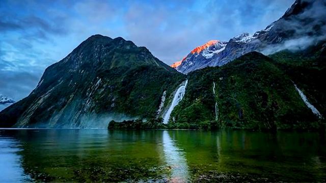 Starship Covenant _ Interstellar Space Ambient - Alien Unofficial Soundtrack.mp4