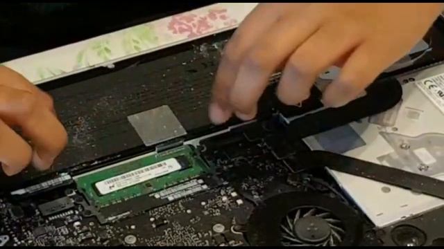 Upgrade Macbook Pro 2012 RAM [4GB To 16GB]