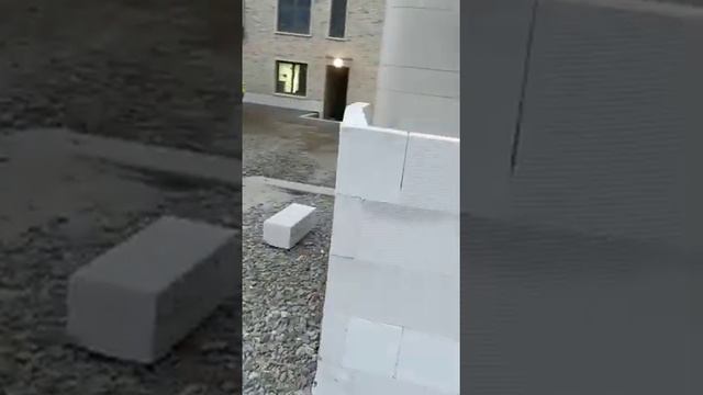 Отсыпка щебня для отмостки