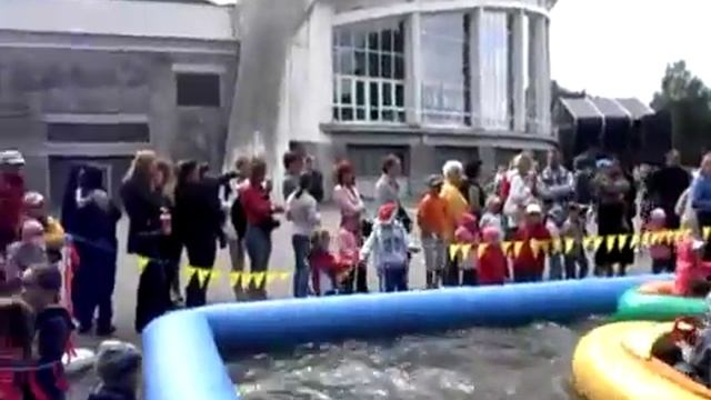 Бамперные лодочки, видео водные аттракционы