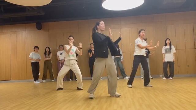 Dana’s Dance Classes, мини хоряжки ?? NYU University, Shanghai