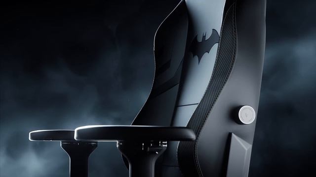 Secretlab TITAN Evo Dark Knight Edition