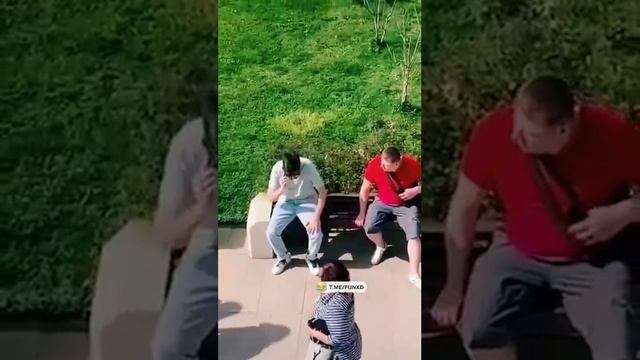 На лавочке Я!!!