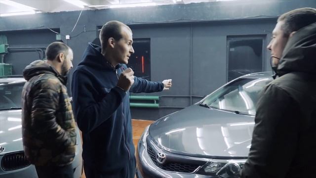 Самый сложный выбор – BMW или Toyota? | Надежность или эмоции? | Какой автомобиль лучше купить?