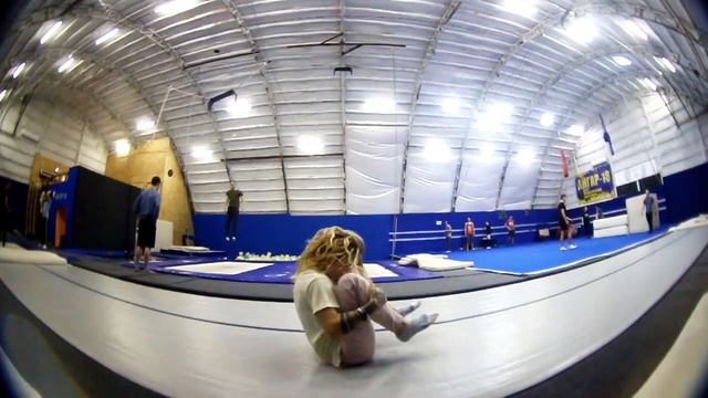 Front Flip Tutorial | Переднее сальто Обучалка Мэни