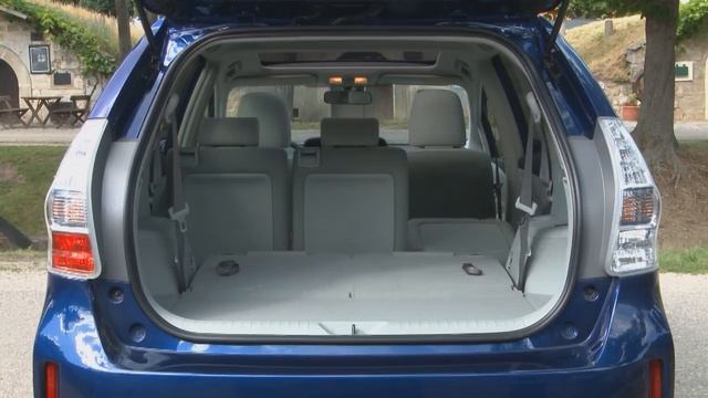 Toyota Prius Plus | 2013 - HD - Español