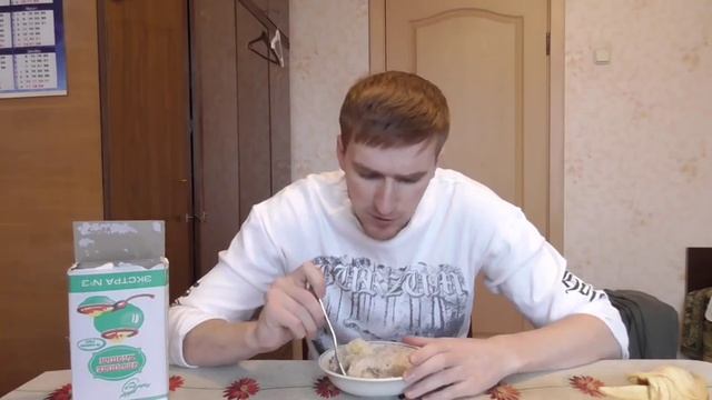 Обжор. Овсяная каша и банан