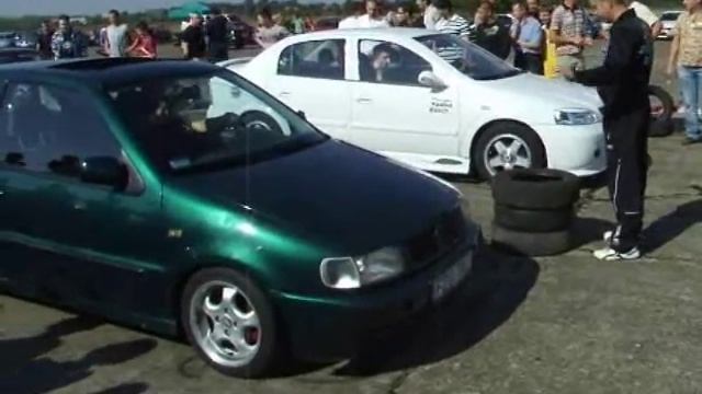 Opel Astra Vs VW Polo 400m Www.tcl.lubin.pl