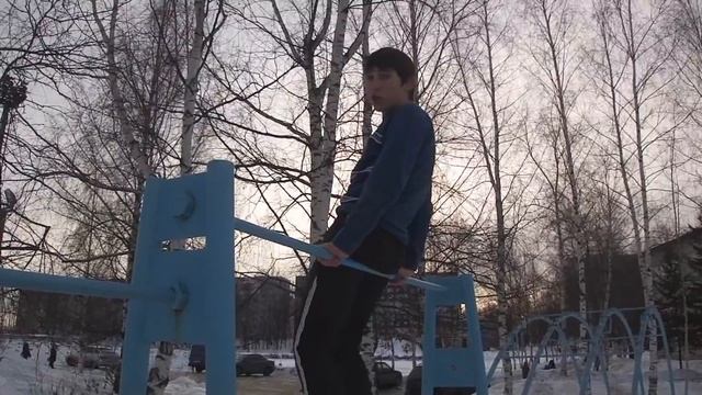 Обучалка соскок назад(сальто) с седа