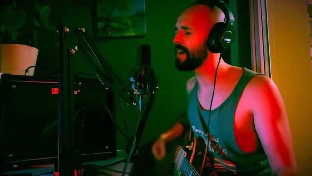 373c25e22b9a7950f6d75629f595d733