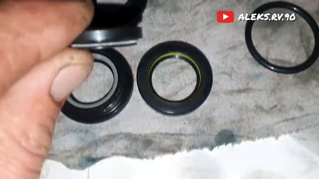 Рулевая рейка пассат B3. Про ремкомплект  рейки.