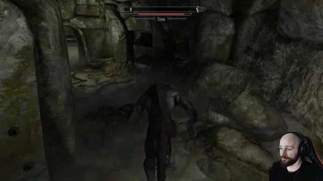 Draugr's HATE Me... The Elder Scrolls V: Skyrim Glitches And Funny Moments