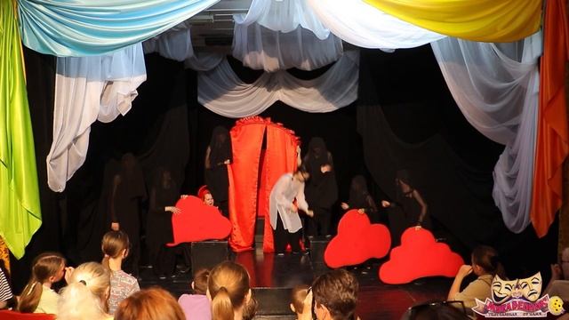 Спектакль по пьесе Артёма Макеева -  