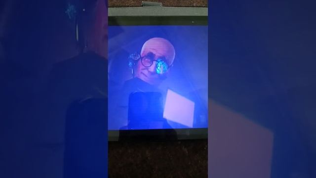 спикер вумен Vs телик учёного