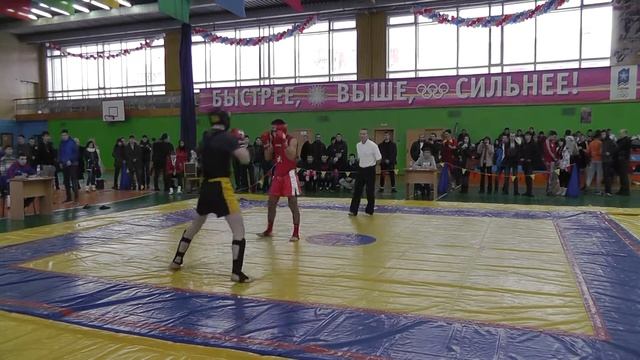 Ушу-саньда.Чем-т Чувашии-2014_Мемнов Иван(чёрн.)