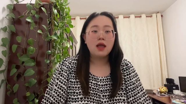 Поёт студентка 2 курс. Ария «Voi Che Sapete»