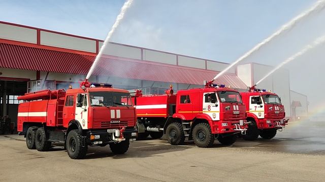 водяной салют в аэропорту Краснодара