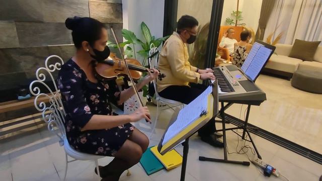 MANDY (Barry Manilow) DUO / BIRTHDAY PARTY EVENT MUSICIANS MANILA / WEDDING QUEZON CITY BULACAN