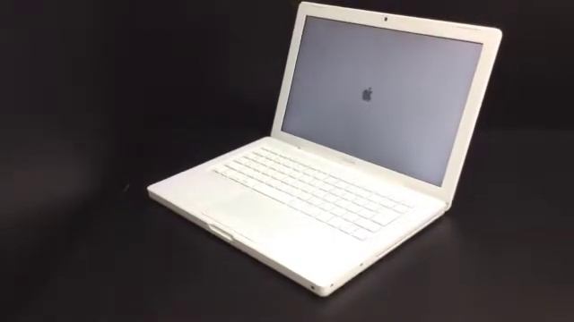 MacBook MA700JA Core2Duo 2GHz CFD128GB 2GB 高速化完了