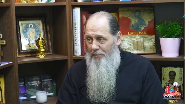 Грех ли ставить и наряжать елку