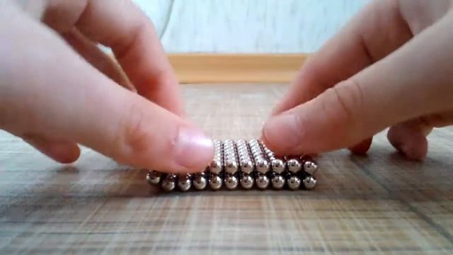 Фотоаппарат з неокуба