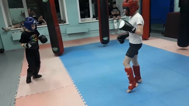 Арсений и Иван, треня, спарринг